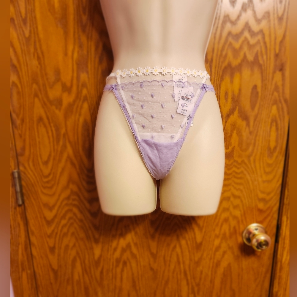 2 Victoria Secret Purple and White Lace Thong NWT Sz Med